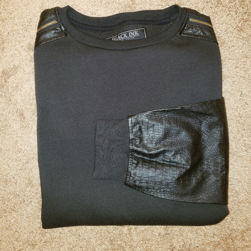 Black Ink Official Color sweatshirt